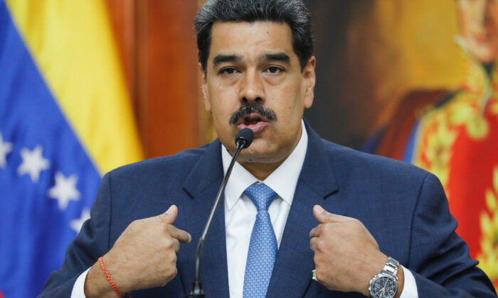 TT Venezuela đề xuất tiêm vaccine Sputnik V cho ứng viên nghị sĩ