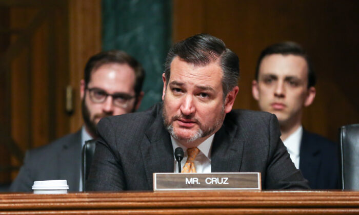 Thượng nghị sĩ Ted Cruz: ĐCSTQ là ‘đế chế tà ác mới’ tìm cách ‘đánh bại hoàn toàn’ Hoa Kỳ