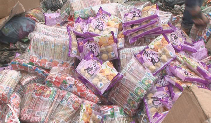 Phát hiện cả tấn thực phẩm chay tuồn từ Trung Quốc vào Việt Nam