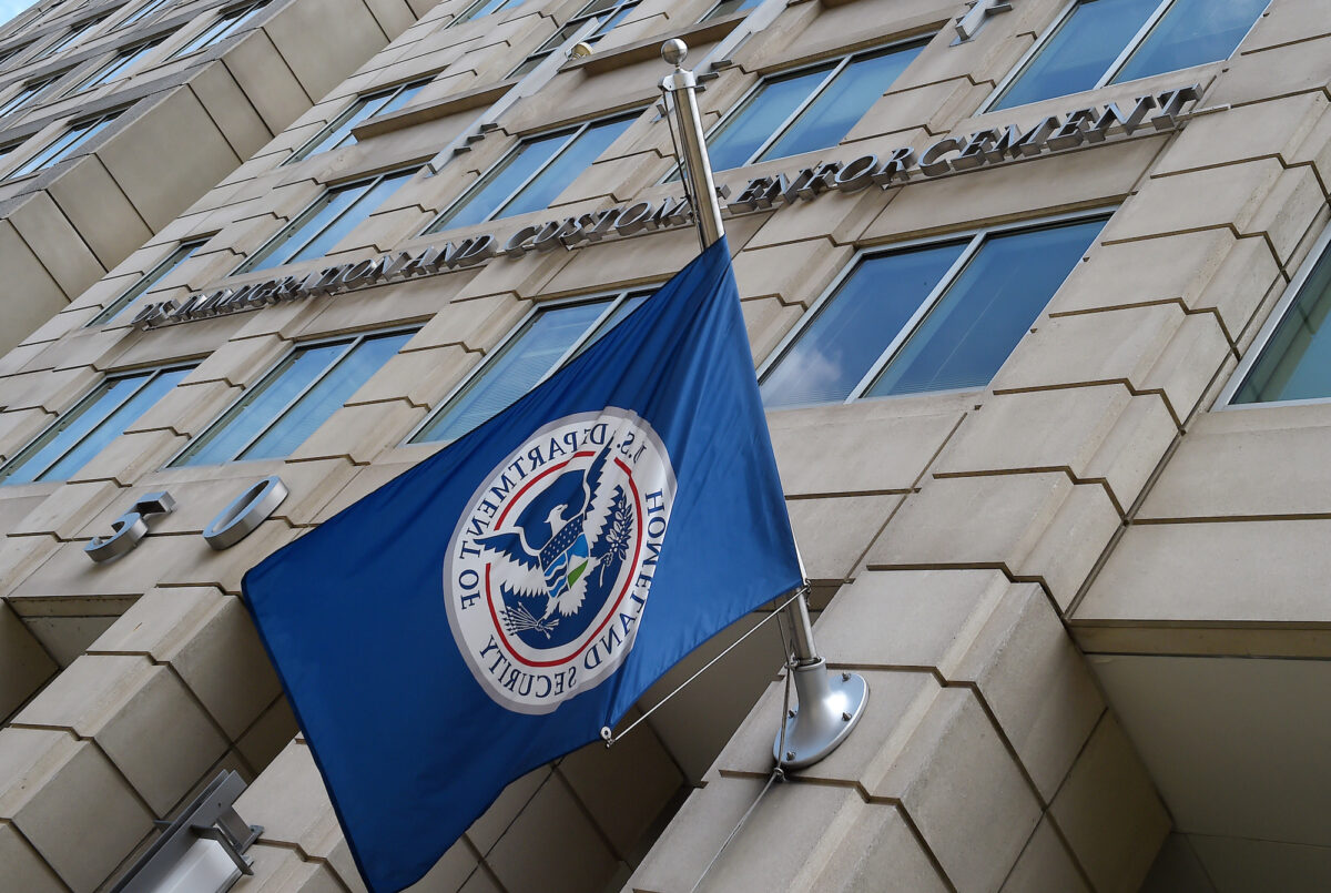 Chính quyền Trump công bố quy định mới đối với thị thực H-1B