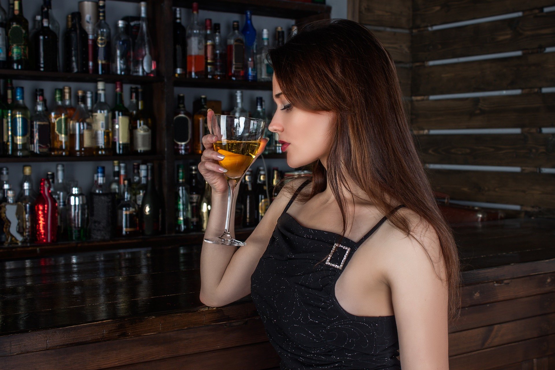 Phụ nữ Mỹ ‘say xỉn’ nhiều hơn trong đại dịch