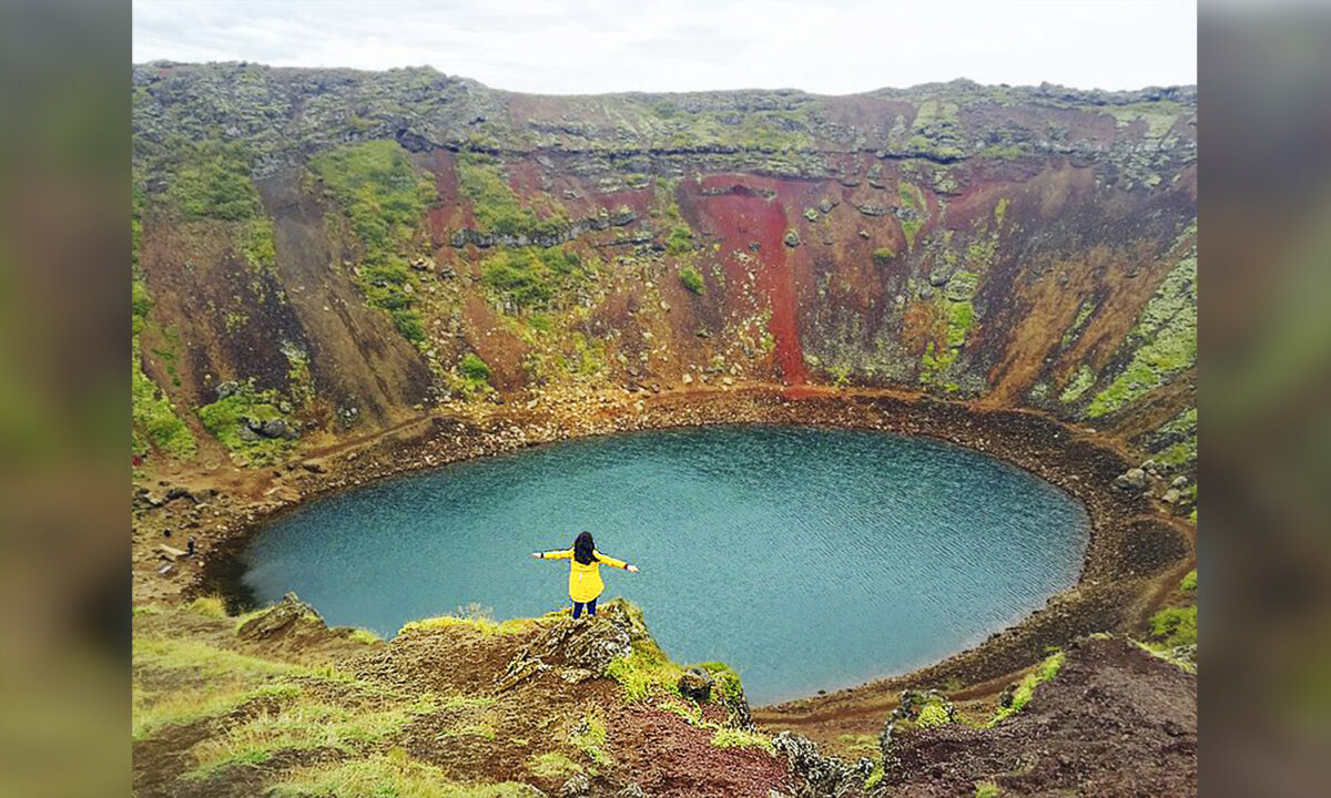 Hồ miệng núi lửa kỳ thú – viên ngọc địa chất của Iceland