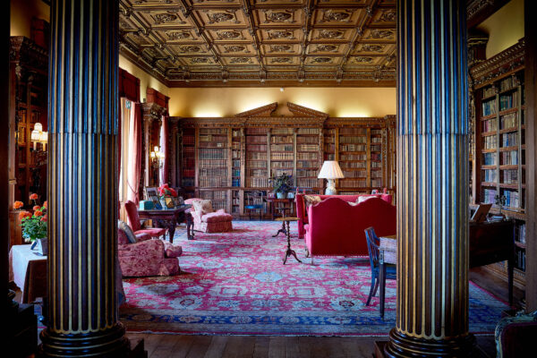 thư viện của lâu đài Highclere