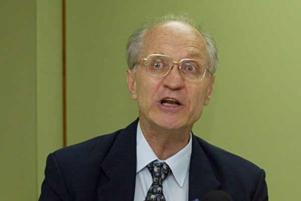 Đoàn luật sư Pháp Luân Công tại Đài Loan lên án chính quyền Hồng Kông vì bắt ông John Clancey