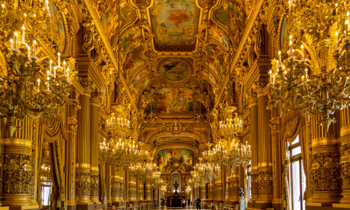 Nhà hát Opera sang trọng của Paris: Palais Garnier