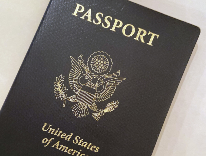 Hoa Kỳ cho phép người Mỹ có hộ chiếu hết hạn hồi hương