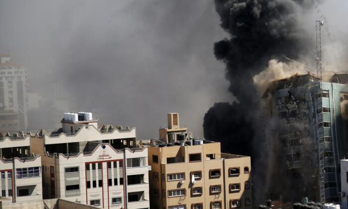 Hãng tin AP phủ nhận việc biết thông tin Hamas sử dụng chung tòa nhà văn phòng Gaza sau cuộc không kích của Israel