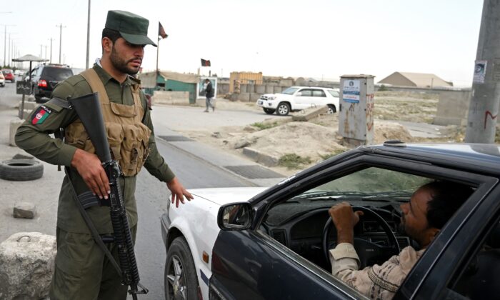 Tổng thống Biden đưa 5,000 binh lính đến Afghanistan để hỗ trợ việc rút quân của Hoa Kỳ