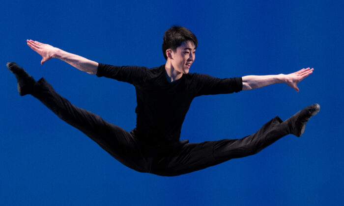 Thông qua múa cổ điển Trung Hoa, mở rộng tầm nhìn về thế giới