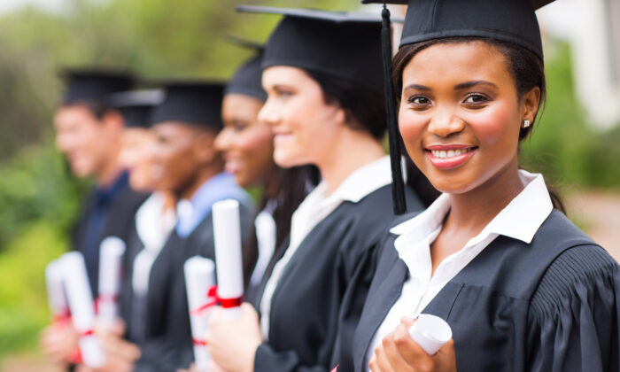 Thêm mạnh mẽ để thành công hơn: Vài lời khuyên cho sinh viên mới tốt nghiệp