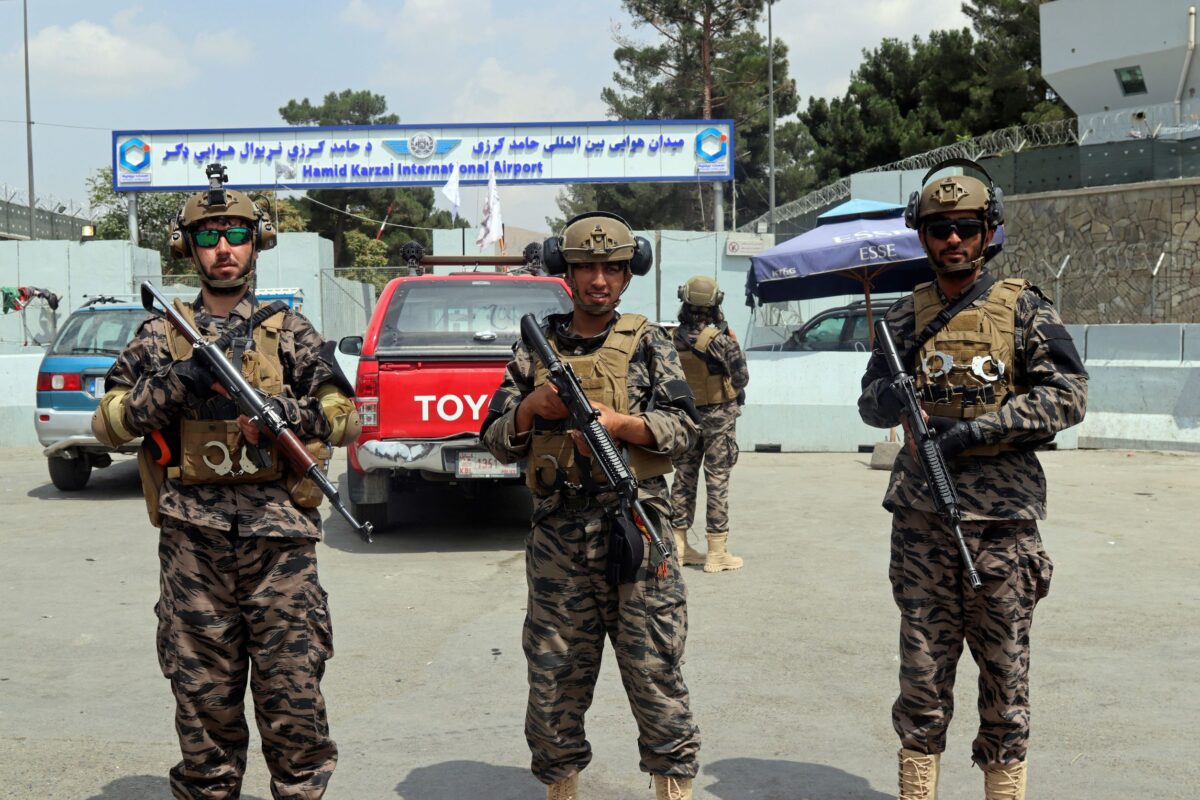  người Mỹ bị bỏ lại ở Kabul