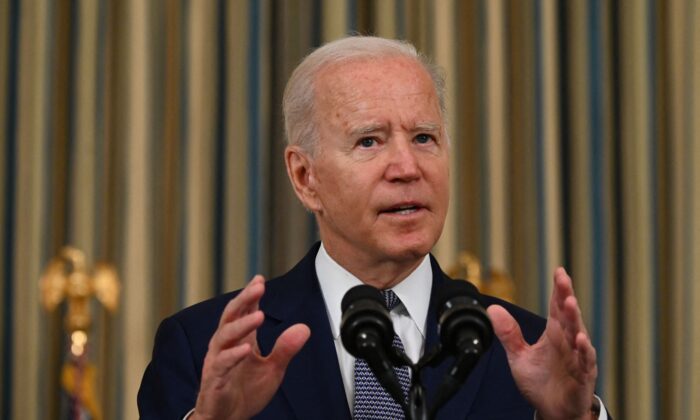 Chính phủ Tổng thống Biden cảnh báo với các Tiểu bang về cuộc khủng hoảng nợ liên bang có thể kích hoạt suy thoái