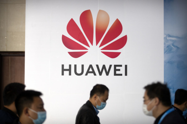 Hầu hết người Canada muốn cấm Huawei và kiềm chế ‘sức mạnh đang gia tăng của Trung Quốc’