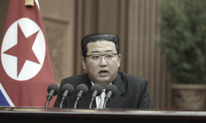 Lãnh đạo Kim của Bắc Hàn sẵn sàng khôi phục liên lạc với Nam Hàn