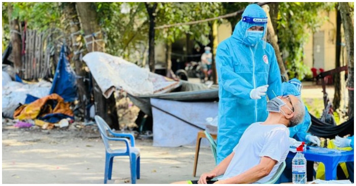 Việt Nam ngày 8/11: Gần 8,000 ca mắc mới, dự kiến chích vaccine liều 3 vào cuối năm 2021, không sử dụng vaccine Pfizer và Moderna chích cho trẻ 3-11 tuổi