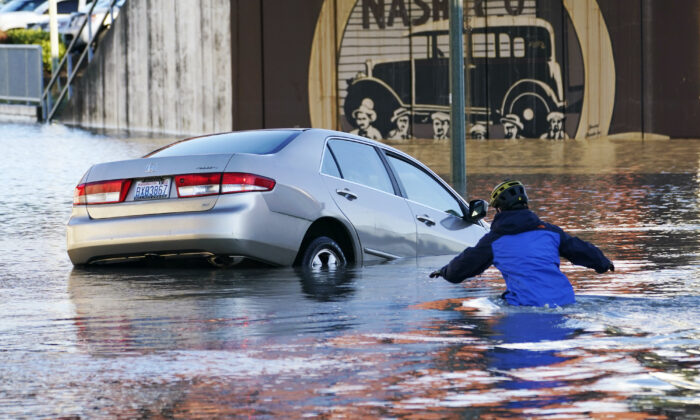 Washington đối mặt nguy cơ mưa lớn và ngập lụt vì hiện tượng ‘dòng sông khí quyển’
