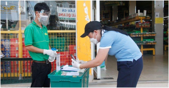 Việt Nam sáng 2/12: 86 học sinh Thanh Hóa phản ứng sau chích vaccine phải nhập viện, Vĩnh Phúc thu hơn 8 tỉ đồng tiền vi phạm quy định phòng dịch