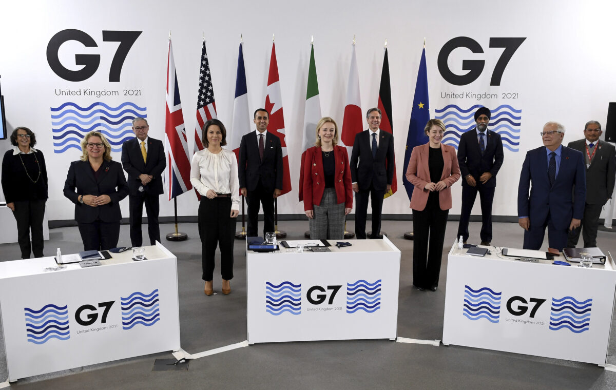 G7 phải cứng rắn hơn trước sự phối hợp xâm lược của Trung Quốc và Nga