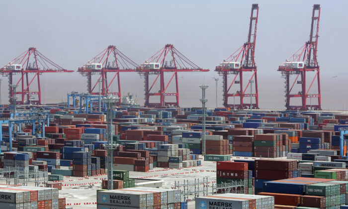 Trung Quốc phong tỏa thành phố cảng lớn thứ ba thế giới, có khả năng làm gián đoạn chuỗi cung ứng toàn cầu