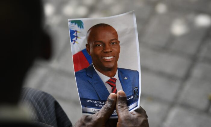 Đặc vụ Dominica bắt giữ nghi phạm ám sát Tổng thống Haiti