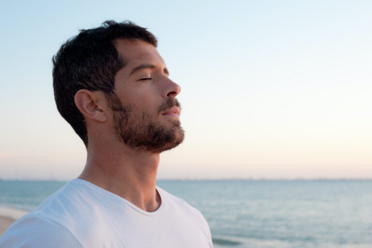 Thở sao cho khỏe? Bài tập giúp bạn khôi phục lại cách hít thở bằng mũi