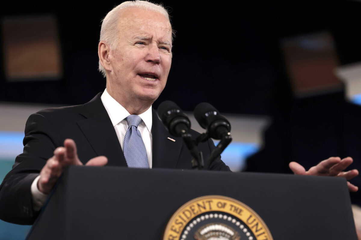 5 tiểu bang kiện Tổng thống Biden về việc tăng lương tối thiểu cho các nhà thầu liên bang