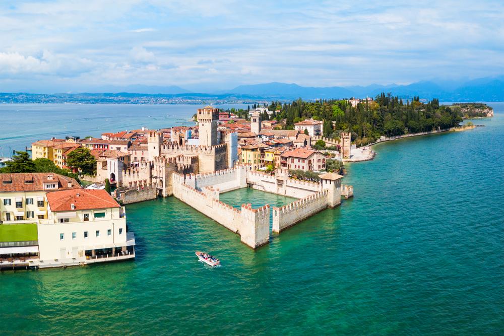 Hồ Garda: Điểm đến nghỉ dưỡng nổi tiếng của người Ý