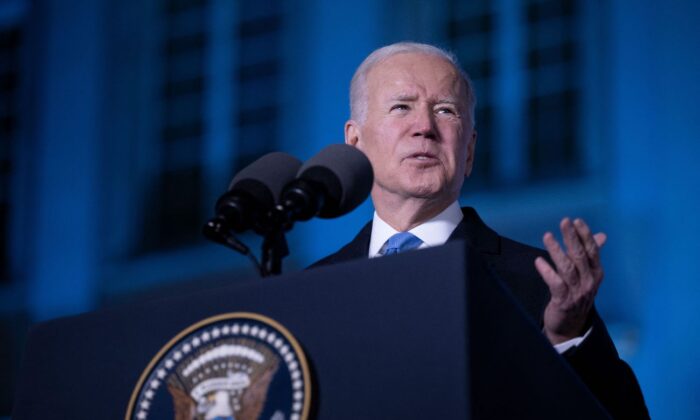 Tổng thống Biden cho biết chiến tranh đã trở thành ‘thất bại chiến lược’ đối với Nga