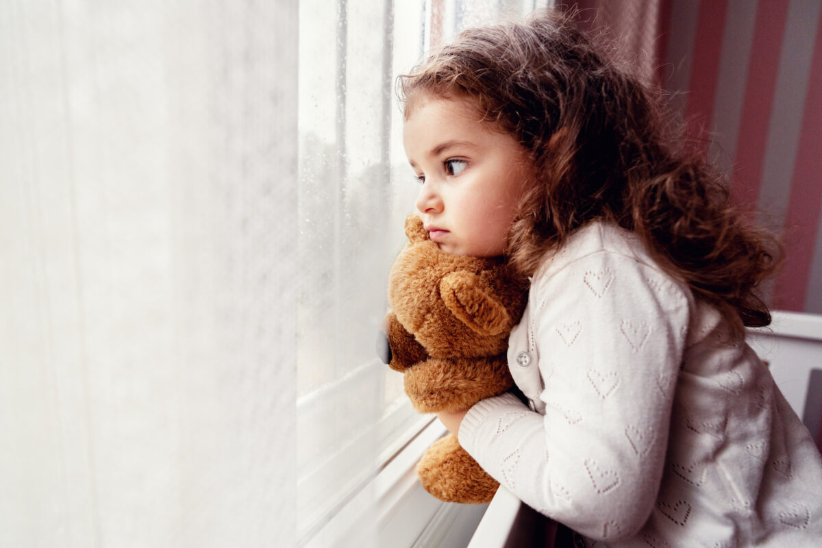 Chúng ta cần làm gì để giảm nguy cơ trầm cảm ở trẻ em