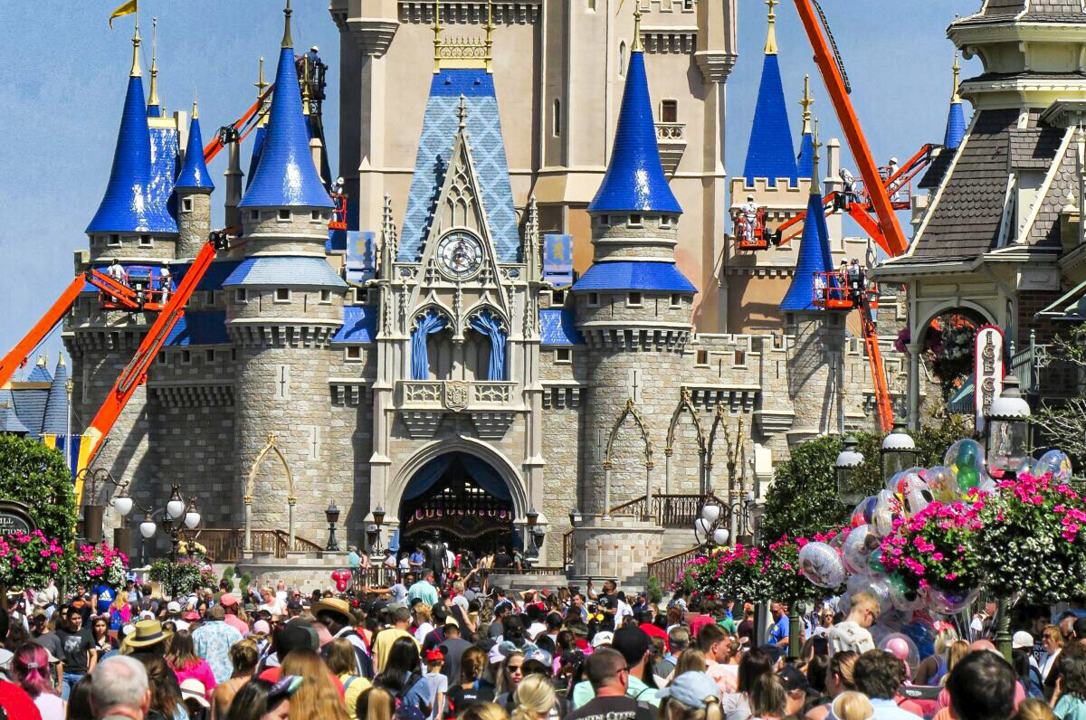 Hạ viện Florida chấp thuận dự luật chấm dứt đặc quyền tự trị của Disney