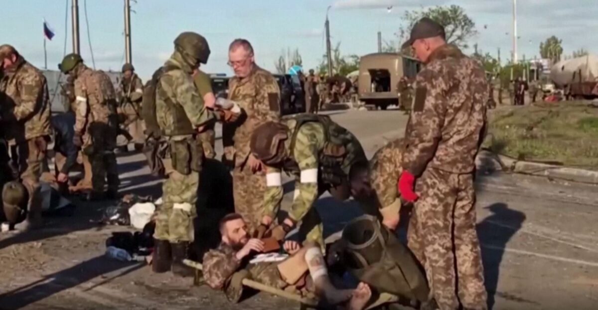 Tiểu đoàn Azov của Ukraine đầu hàng Nga, di tản khỏi nhà máy thép ở Mariupol