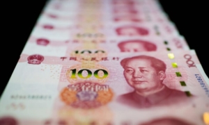 Dữ liệu về vốn ngoại quốc của Trung Quốc bị nghi ngờ vì nhân dân tệ giảm giá nhanh
