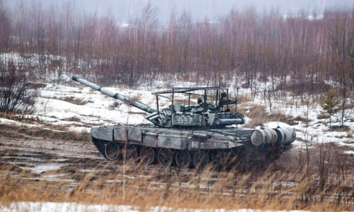 Ukraine chuẩn bị phòng thủ khi đồng minh Nga ra thông báo đột ngột