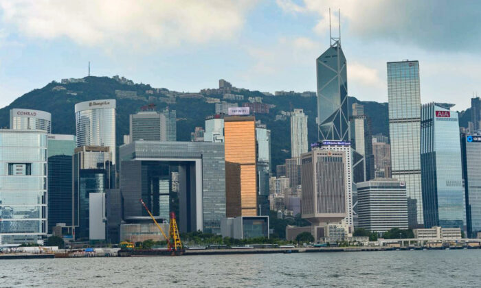 Trung tâm Hồng Kông, vào ngày 15/07/2015. (Ảnh: Bill Cox/The Epoch Times)
