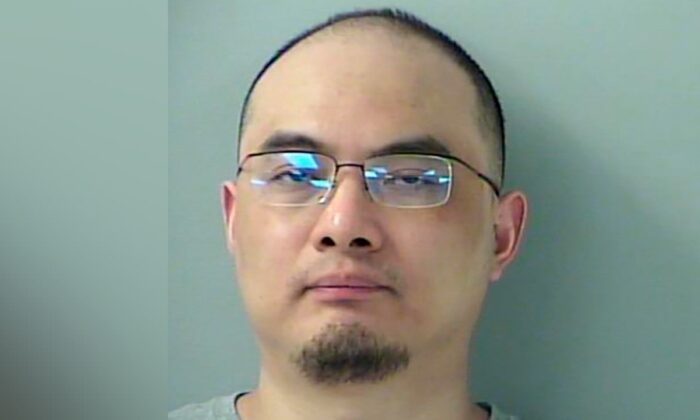 Ông Từ Diên Quân (Yanjun Xu) trong một bức ảnh chụp ngay sau khi bị bắt. (Ảnh: Đăng dưới sự cho phép của Nhà tù Quận Butler County ở Ohio)