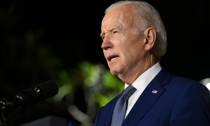 TT Biden nói về nỗ lực luật hóa vụ Roe kiện Wade của Đảng Dân Chủ: ‘Tôi không nghĩ có đủ phiếu bầu’