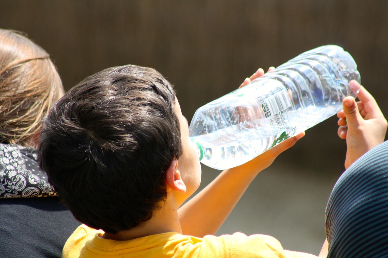 Nghiên cứu xác nhận: Nước uống hàng ngày làm giảm chỉ số thông minh