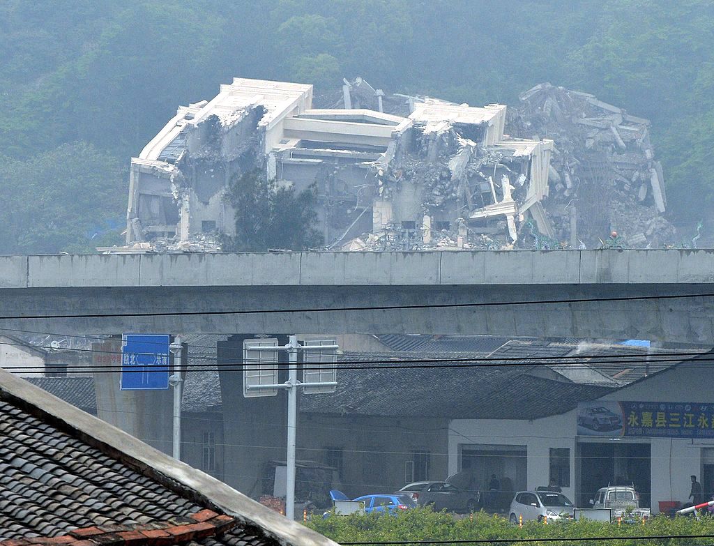 Một nhà thờ Thiên Chúa Giáo bị phá hủy ở thị trấn Âu Bắc, bên ngoài thành phố Ôn Châu, ngày 28/04/2014. (Ảnh: Mark Ralston/AFP qua Getty Images)