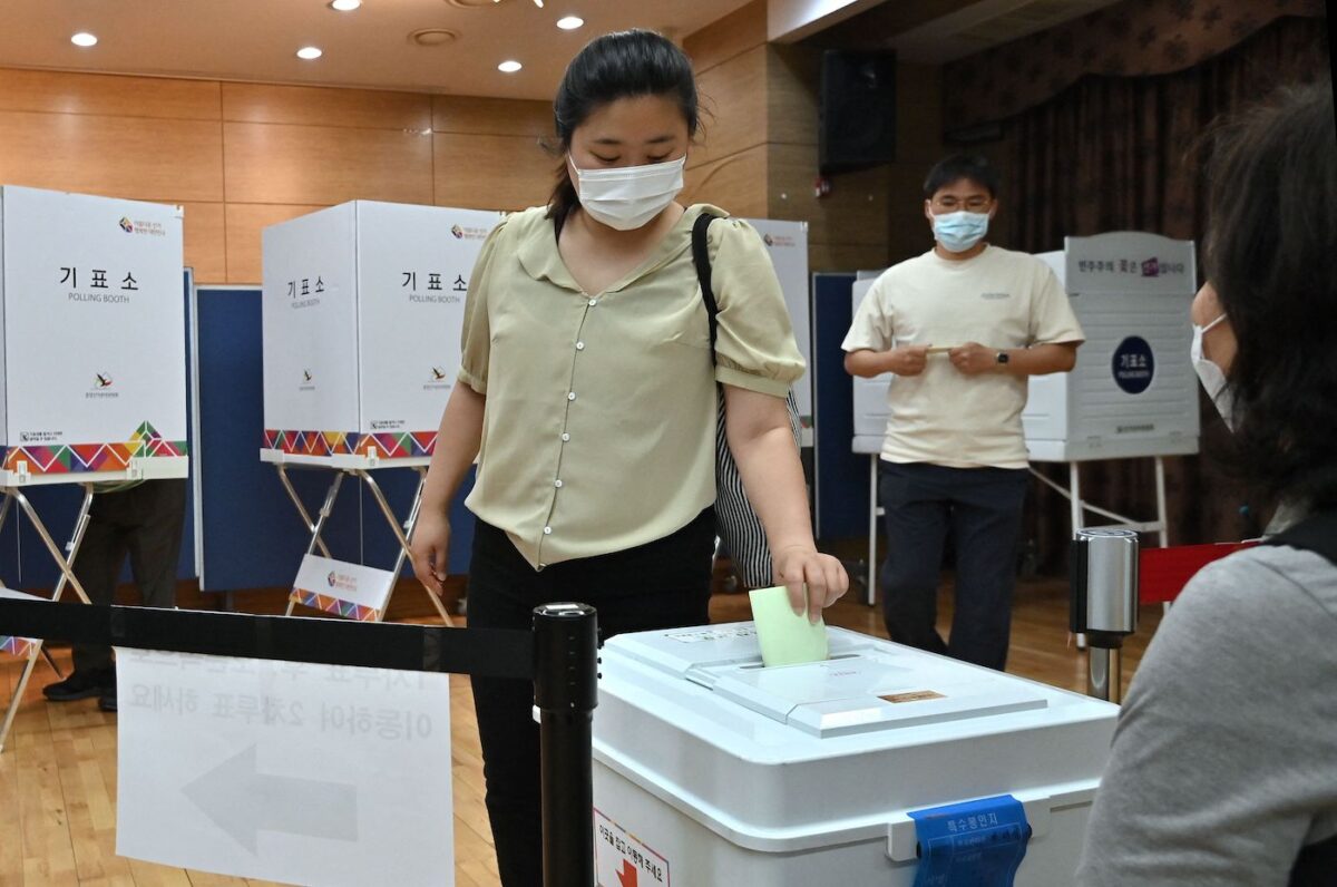 Nam Hàn tìm cách ngăn chặn sự can thiệp của ĐCSTQ vào các cuộc bầu cử địa phương