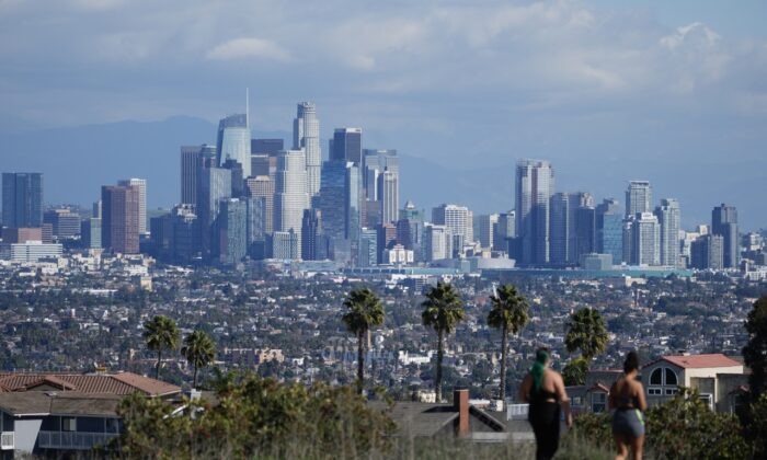 Kế hoạch thuế tài sản mới của California nhắm vào giới nhà giàu ngay cả khi họ chuyển đến một tiểu bang khác