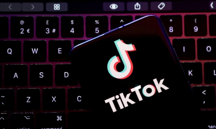 Logo ứng dụng TikTok trong hình minh họa được chụp hôm 22/08/2022. (Ảnh: Dado Ruvic/Illustration/Reuters)