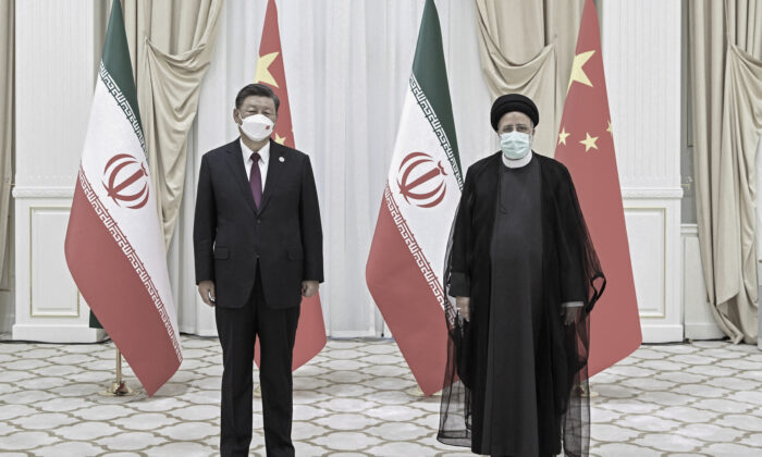 Tổng thống Iran Raisi đến thăm Trung Quốc để củng cố mối bang giao