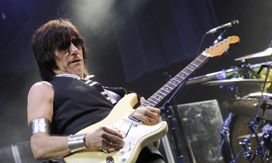Nghệ sĩ guitar nhạc rock người Anh tử vong vì viêm màng não do vi khuẩn