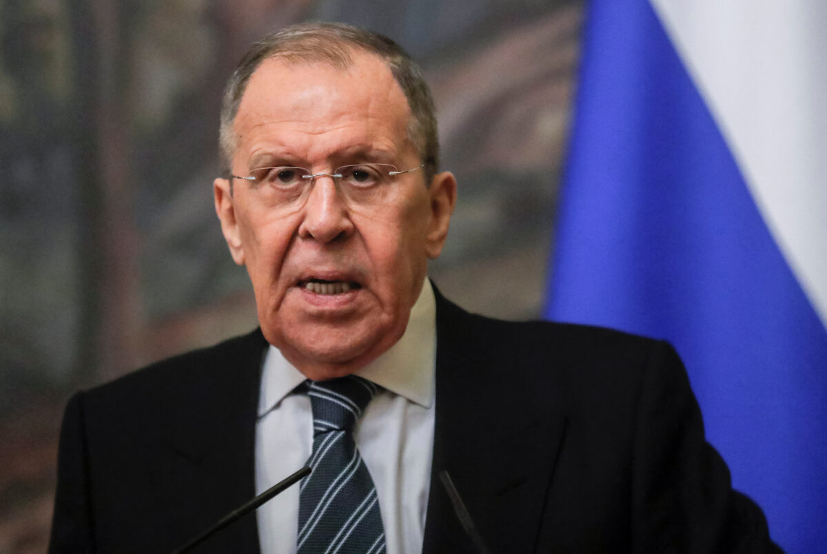 Ngoại trưởng Nga Sergei Lavrov tham dự một cuộc họp báo sau cuộc hội đàm với người đồng cấp Ai Cập Sameh Shoukry tại Moscow hôm 31/01/2023. (Ảnh: Maxim Shipenkov/Pool qua Reuters)