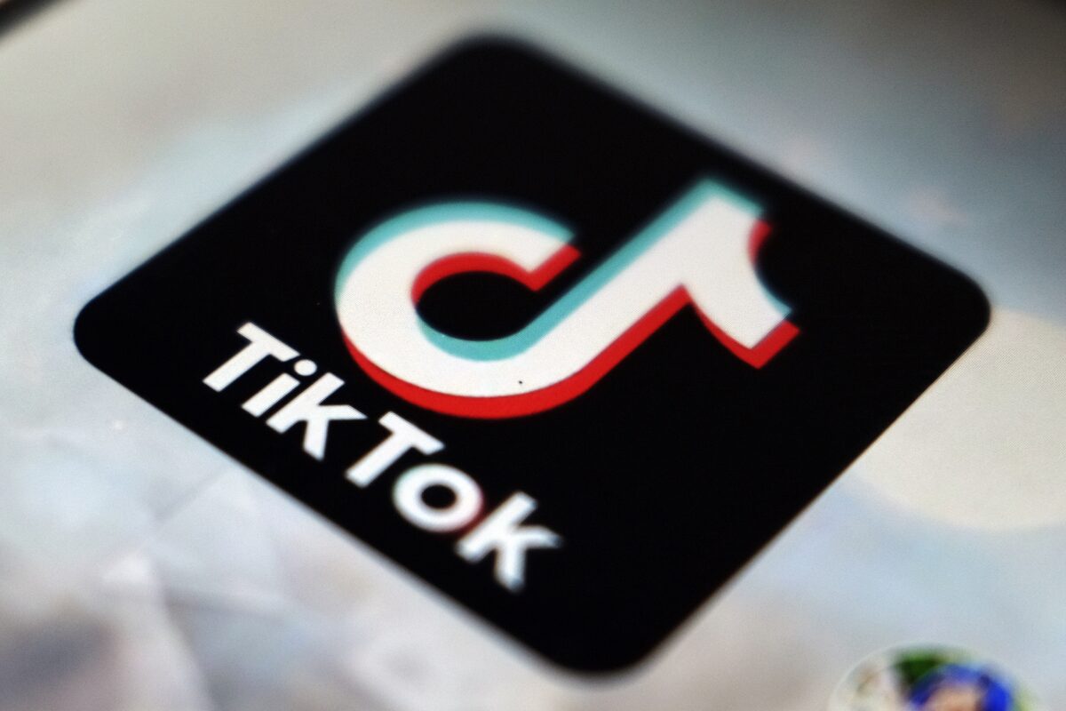 Ảnh chụp logo ứng dụng TikTok ở Tokyo hôm 28/09/2020. (Ảnh: Kiichiro Sato/AP Photo)