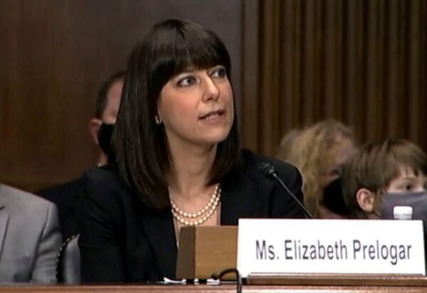 Bà Elizabeth Prelogar làm chứng trong phiên điều trần của Ủy ban Tư pháp Thượng viện tại Capitol Hill ở Hoa Thịnh Đốn, ngày 14/09/2021. (Ảnh: Thượng viện Hoa Kỳ/Phát hành qua Reuters)