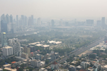 Quang cảnh thành phố giữa tình trạng ô nhiễm không khí ở Bangkok, Thái Lan, hôm 02/02/2023. (Ảnh: Athit Perawongmetha/Reuters)