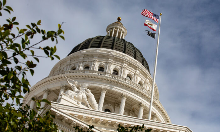 Tòa nhà Quốc hội Tiểu bang California ở Sacramento vào ngày 18/04/2022. (Ảnh: John Fredricks/The Epoch Times)