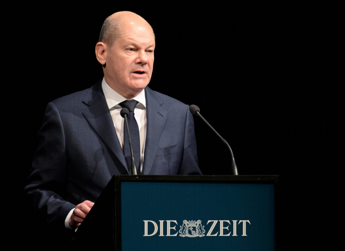 Thủ tướng Đức Olaf Scholz có bài diễn văn tại Hamburg, Đức, vào ngày 04/12/2022. (Ảnh: Fabian Bimmer/Reuters)