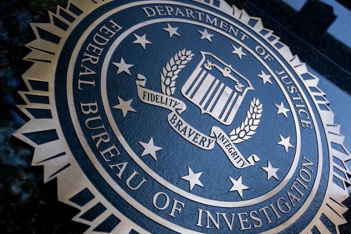Cựu quan chức an ninh quốc gia kêu gọi Quốc hội điều tra giấy phép an ninh của FBI sau báo cáo Durham